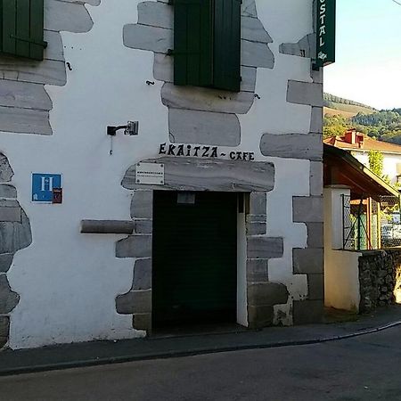 Hostal Ekaitza Ξενοδοχείο Lesaka Εξωτερικό φωτογραφία