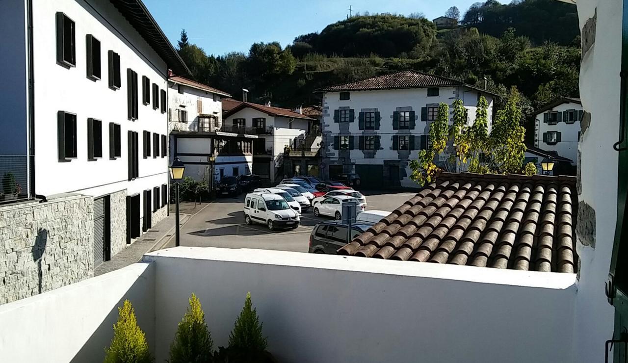 Hostal Ekaitza Ξενοδοχείο Lesaka Εξωτερικό φωτογραφία