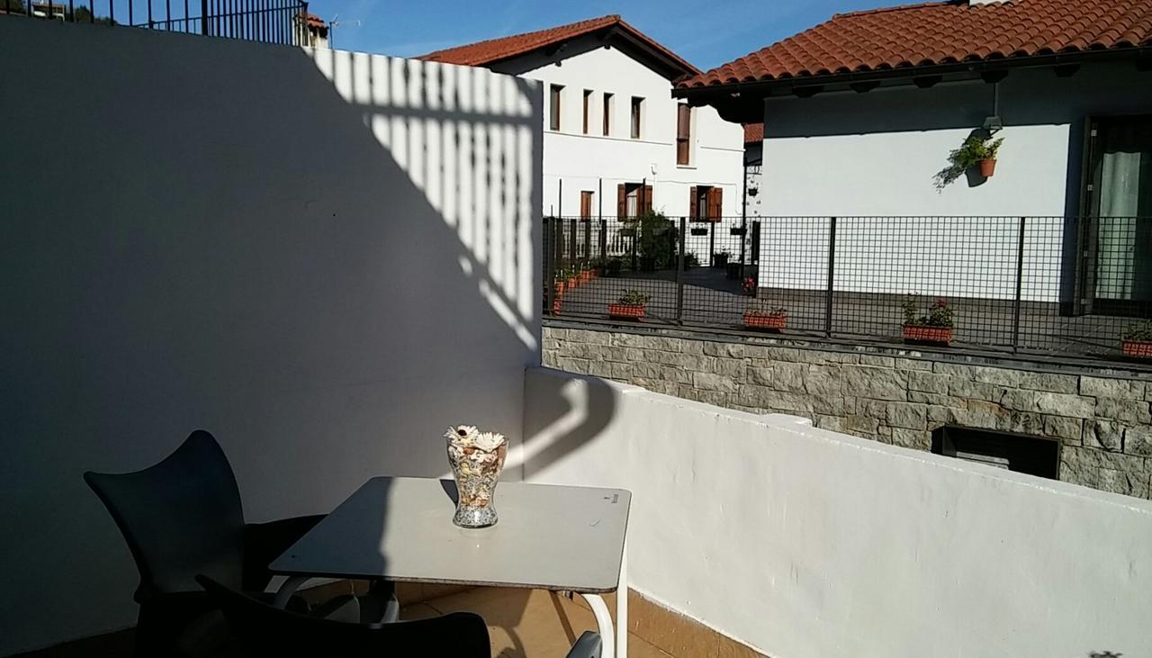 Hostal Ekaitza Ξενοδοχείο Lesaka Εξωτερικό φωτογραφία