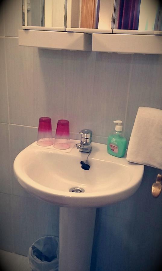 Hostal Ekaitza Ξενοδοχείο Lesaka Δωμάτιο φωτογραφία
